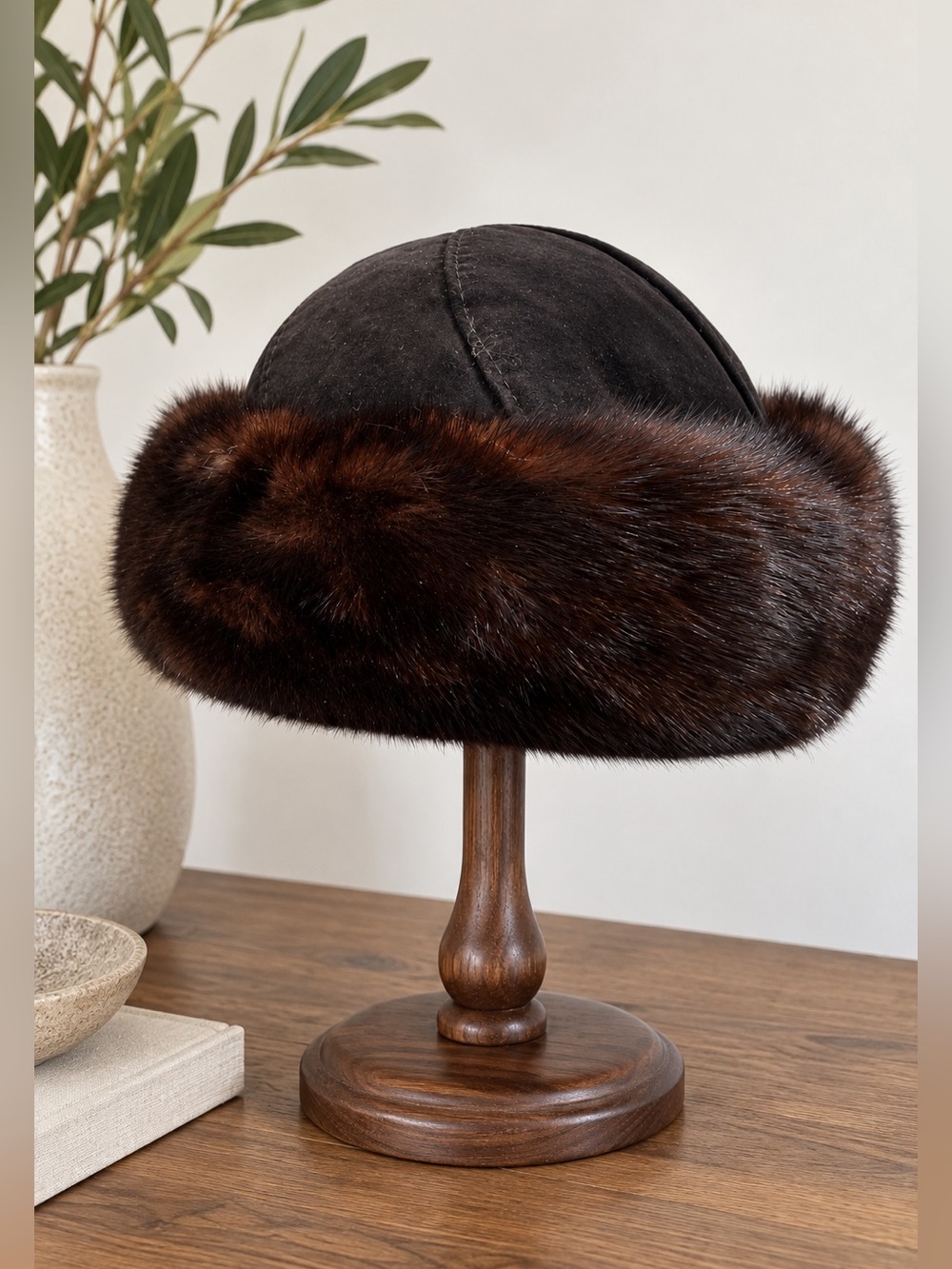 Vintage 70s 80s Genuine Fur Suede Foxy Pillbox Hat Made in Canada Après Ski